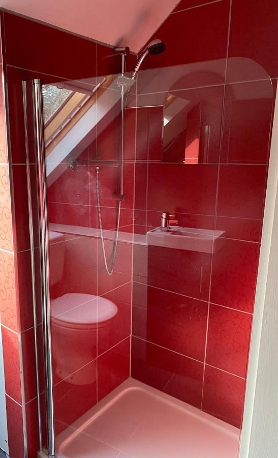 Townhouse Leenane Линон Экстерьер фото